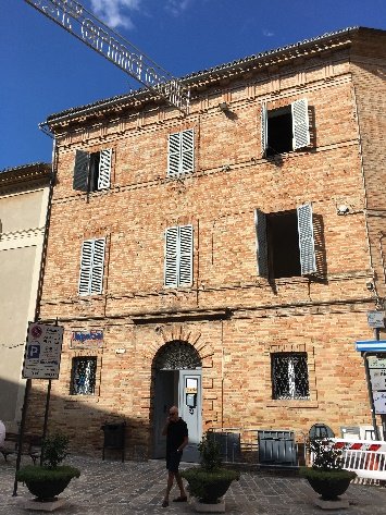 Edificio storico in corso Persiani – Recanati